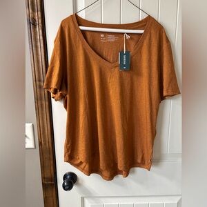 NWT-Women's Orange V-Neck Top